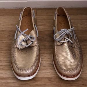 Sperry Gold Cup Gold Metallic Leather 9.5 M